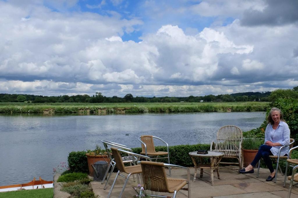 Inverloddon Bed And Breakfast, Wargrave Reading Eksteriør bilde